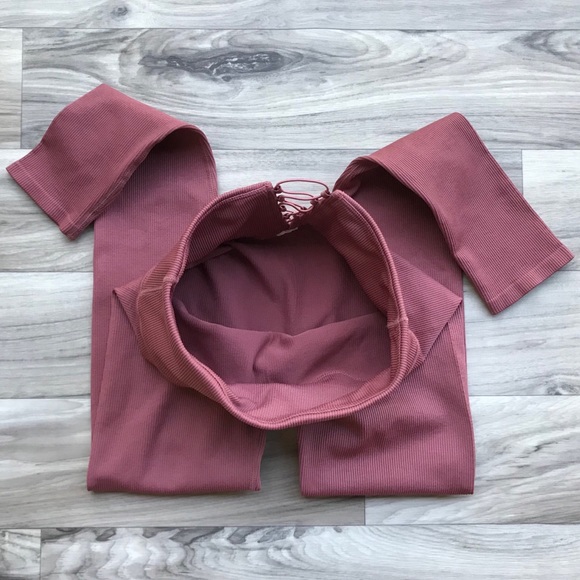 Fabletics High-Waisted Seamless Ribbed Leggings - Picture 8 of 14